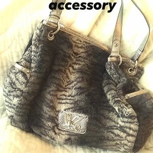 Lady's Hand Bag